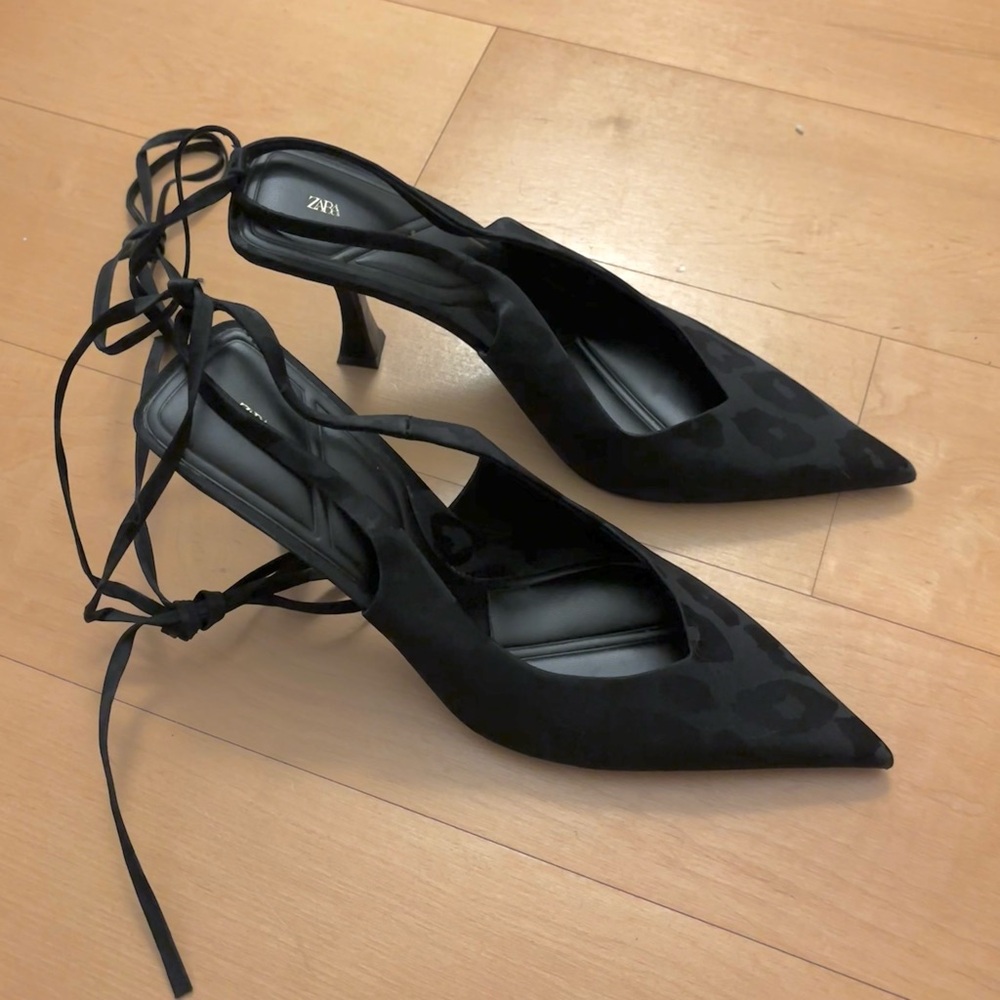 Zara leopard print Black Heels Size 9